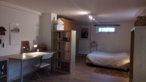 Studio confortable en périphérie de Strasbourg : Appartement proche de Reichstett