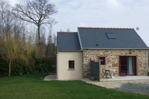 Petite maison bretonne : Hebergement proche de Plouisy