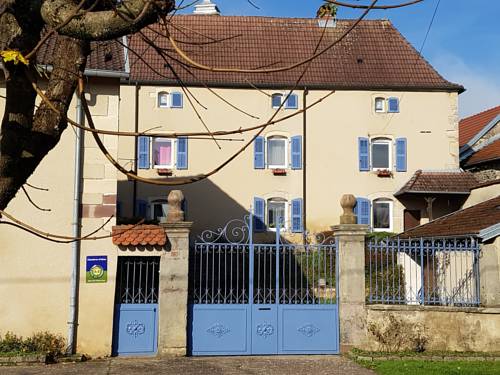 La Grange Des Roches Roses : Chambres d'hotes/B&B proche de Betoncourt-Saint-Pancras