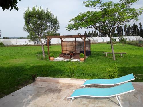 Villa au calme piscine et spa : Hebergement proche de Rognonas