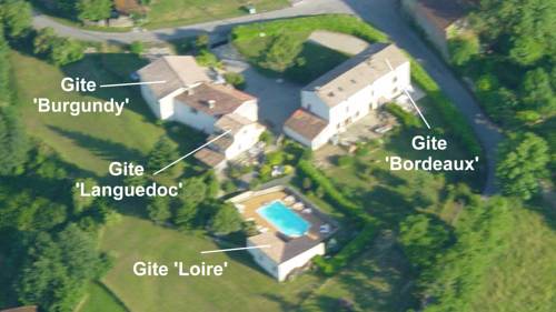 Gite complex near Mirepoix in the Pyrenees : Hebergement proche de Tabre