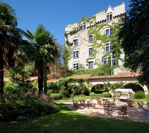 Château De Riell : Hotel proche de Conat
