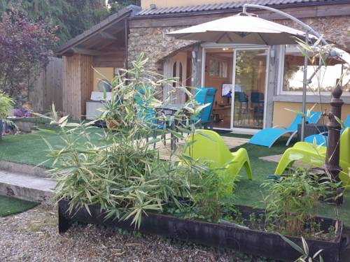Pause verdure en Yvelines : Appartement proche de Maule