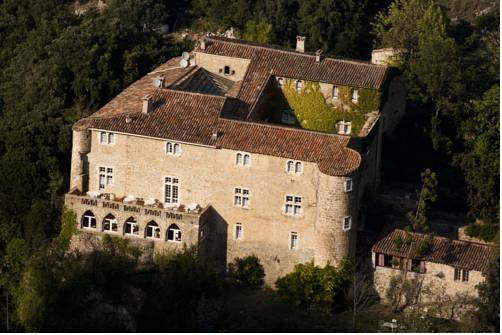 Châteauzen : Hotel proche de Vissec
