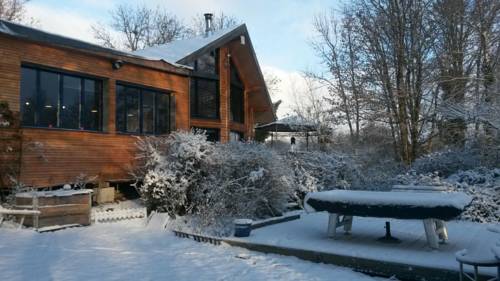 Chambre d'hôte avec sauna / maison bio climatique : Chambres d'hotes/B&B proche de Thoste