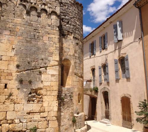 XVI Century Mansion : Hebergement proche de Montarnaud