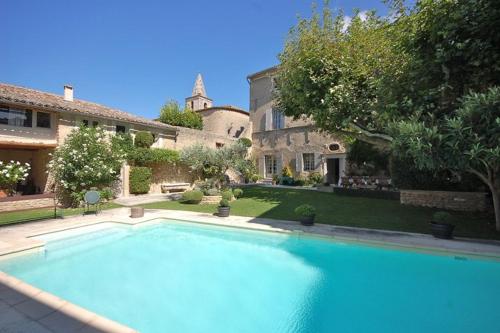 Cabrieres-d'Avignon Villa Sleeps 12 Pool WiFi : Hebergement proche de Cabrières-d'Avignon