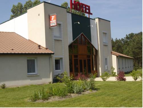 Hôtel Le Grand Chêne : Hotel proche de Sembleçay