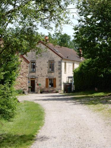 Hotel Camping Sur Yonne : Hotel proche de La Collancelle
