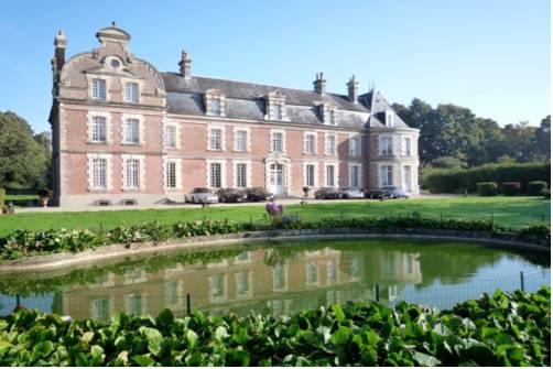 Château de Behen : Chambres d'hotes/B&B proche de Frucourt