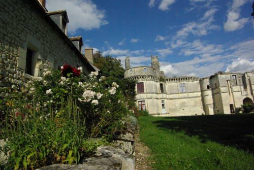 Château de Veuil : Chambres d'hotes/B&B proche de Gehée