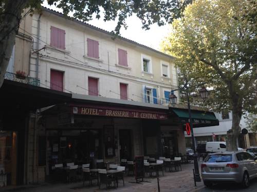 Hôtel Restaurant le Central : Hotel proche de Châteaurenard