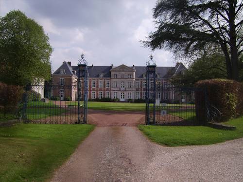 Chambres d'hôtes du Château de Grand Rullecourt : Chambres d'hotes/B&B proche de Pommera