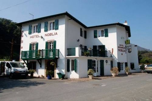 Hotel Restaurant Noblia : Hotel proche de Saint-Martin-d'Arrossa