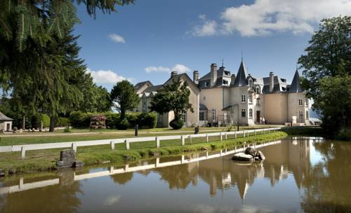 Le Château D'orfeuillette : Hotel proche de Le Malzieu-Ville