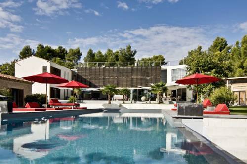 Design & Luxe Villa House Balinaise : Hebergement proche de Saint-Marc-Jaumegarde