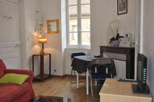 L'appartement d'Aymar : Appartement proche de Moulins