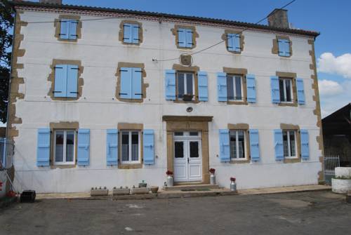 Chambre d'hôtes La Prade : Hebergement proche de Poursiugues-Boucoue