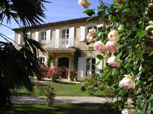 La Bastide Provençale : Chambres d'hotes/B&B proche de Camps-la-Source