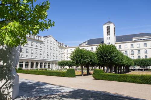 Hostellerie Bon Pasteur : Hotel proche d'Angers