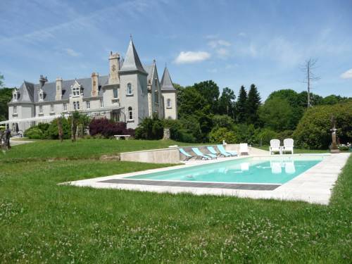 Château de KERVOAZEC : Chambres d'hotes/B&B proche de Saint-Goazec