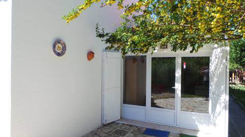 Le Flamant Rose : Chambres d'hotes/B&B proche de Port-Saint-Louis-du-Rhône