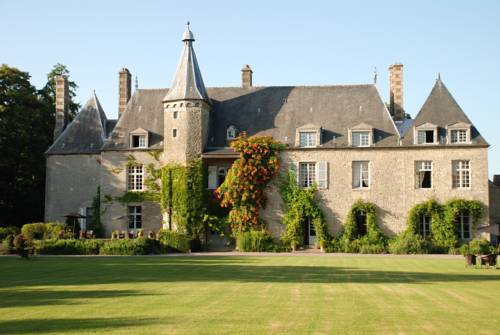 Château de Saint Paterne : Hotel proche de Bourg-le-Roi