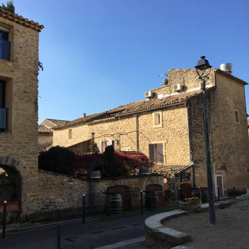 Le Vieux Bistrot : Hebergement proche de Cabrières-d'Avignon