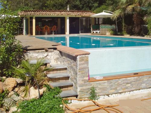 Villa Allée des Mimosas : Hebergement proche de Roquefort-les-Pins