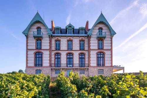 Chateau de Sacy : Hotels proche de Courtagnon