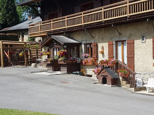 La ferme du Mont-Blanc : B&B / Chambres d'hotes proche de Combloux