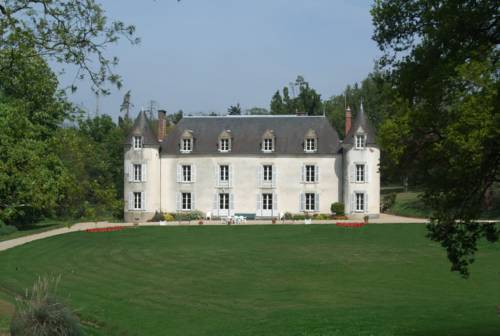 Château de La Ville-Huë : B&B / Chambres d'hotes proche de Quelneuc