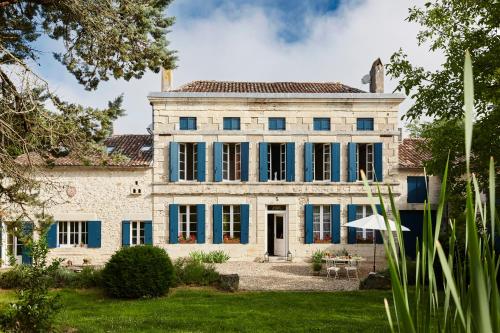 Manoir Laurette : B&B / Chambres d'hotes proche de Castelnau-sur-Gupie