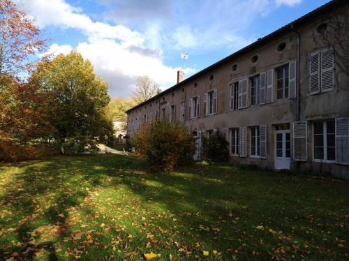 Lodge Hôtel de Sommedieue Verdun : Hotels proche de Doncourt-aux-Templiers