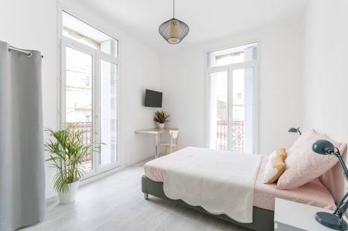 Sunny Relaxing Apartement : Appartements proche de Boujan-sur-Libron