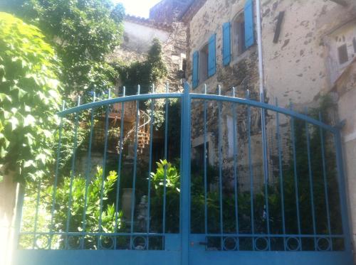 La belle endormie : Maisons d'hotes proche de Saint-Nazaire-de-Ladarez