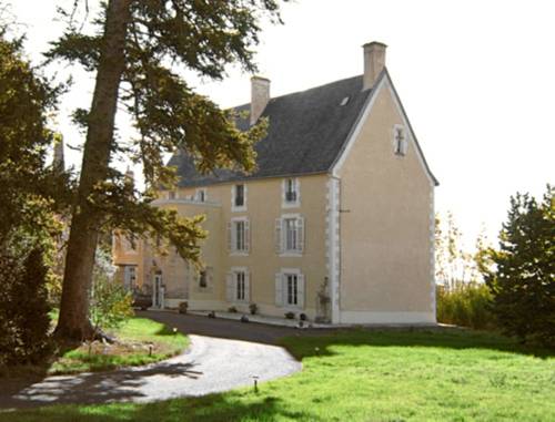 Château Ardilleux : B&B / Chambres d'hotes proche de Sauzé-Vaussais