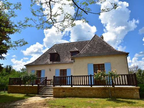Refined Holiday Home in Villefranche Du Perigord with Garden : Maisons de vacances proche de Saint-Caprais