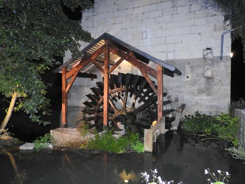 Le Moulin De Saussaye : B&B / Chambres d'hotes proche de Brizay