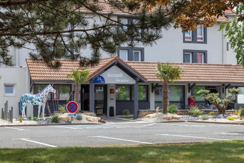 Kyriad Niort-Espace MendesFrance : Hotels proche de Saint-Martin-de-Bernegoue