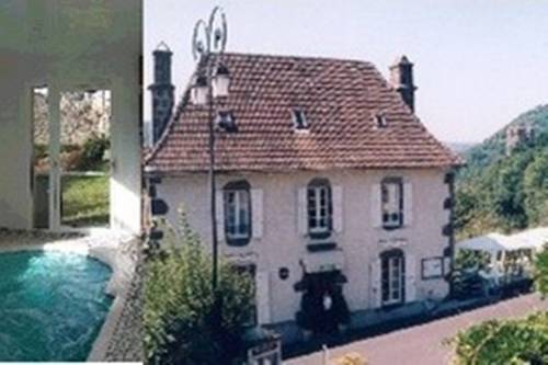 Auberge de Tournemire - Cantal : Hotels proche d'Aurillac