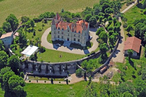 Chateau Moncassin : Maisons d'hotes proche de Labastide-Castel-Amouroux
