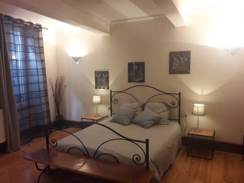 Chambres d'hôtes Belle Occitane : B&B / Chambres d'hotes proche de Vicdessos