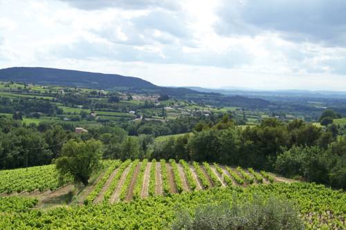 Gîte en provence au coeur des vignes : Maisons de vacances proche de Mirabel-aux-Baronnies