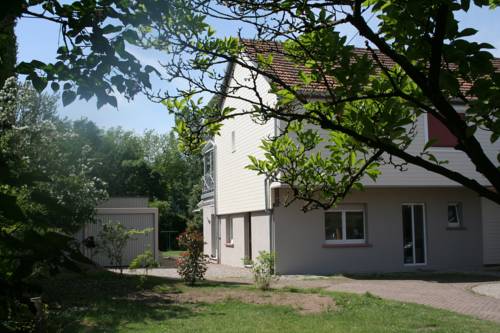 Gîtes du Tilleul : Appartements proche de Gumbrechtshoffen