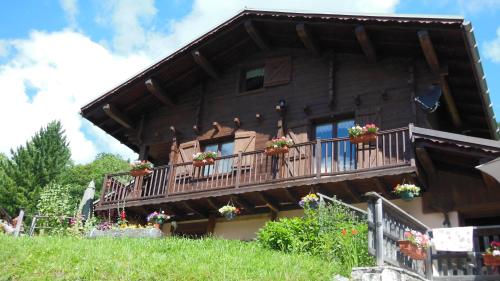 Le nid d'aigle : Maisons de vacances proche de Tours-en-Savoie