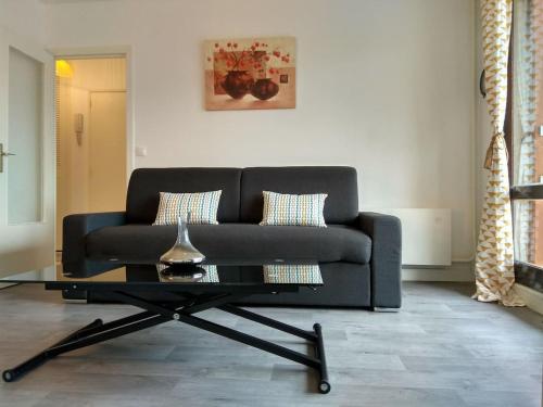 Budget apart with parking and balcony : Appartements proche de Villetaneuse