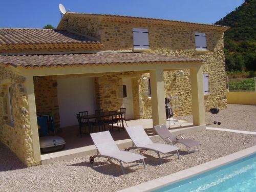 Beautiful villa with private pool in Gard : Villas proche de Saint-André-de-Roquepertuis