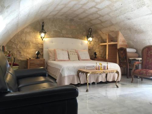 La Cave Voutée Sauna & Hammam : B&B / Chambres d'hotes proche de Droizy