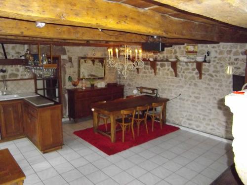 Maison du Moulin Galuzot : B&B / Chambres d'hotes proche de Toulon-sur-Arroux